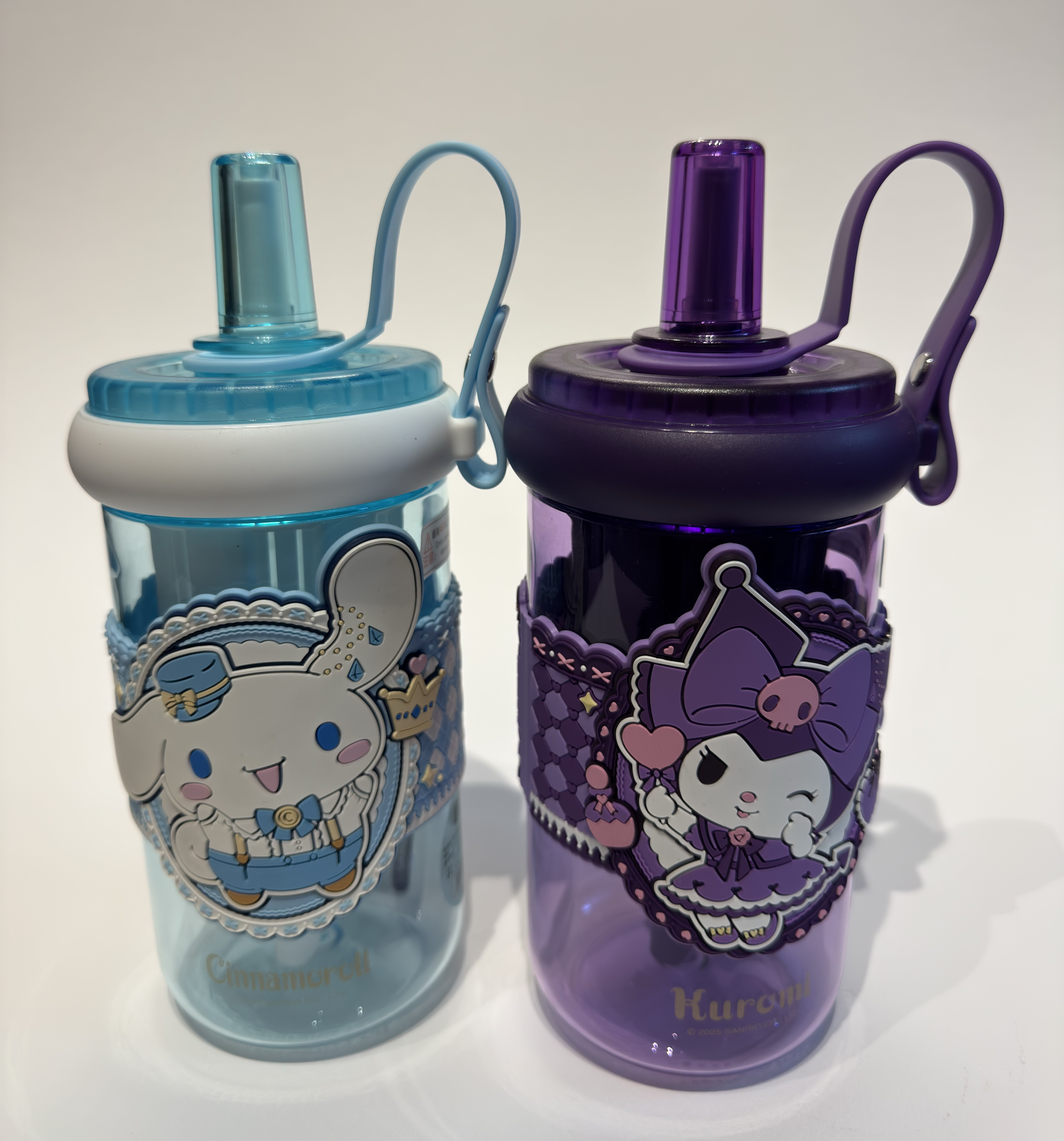 خرید قمقمه اورجینال Sanrio تریتان ۶۰۰ میل | فیلتر دتاکس واتر طرح Cinnamoroll و Kuromi